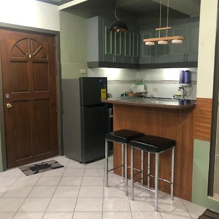 2 Separate Units, 1Br On 23Rd Flr And 3Br Penthouse On 41St Flr In Manila, Near Slec,Us Embassy, Mall And Parks With Excellent View Exteriér fotografie