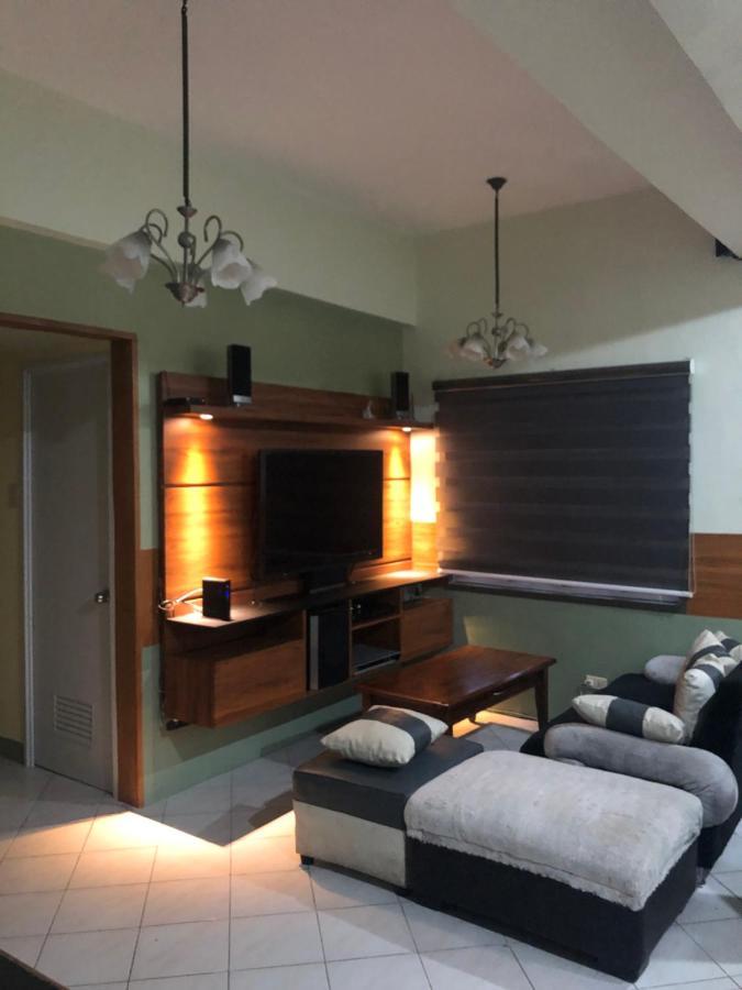 2 Separate Units, 1Br On 23Rd Flr And 3Br Penthouse On 41St Flr In Manila, Near Slec,Us Embassy, Mall And Parks With Excellent View Exteriér fotografie